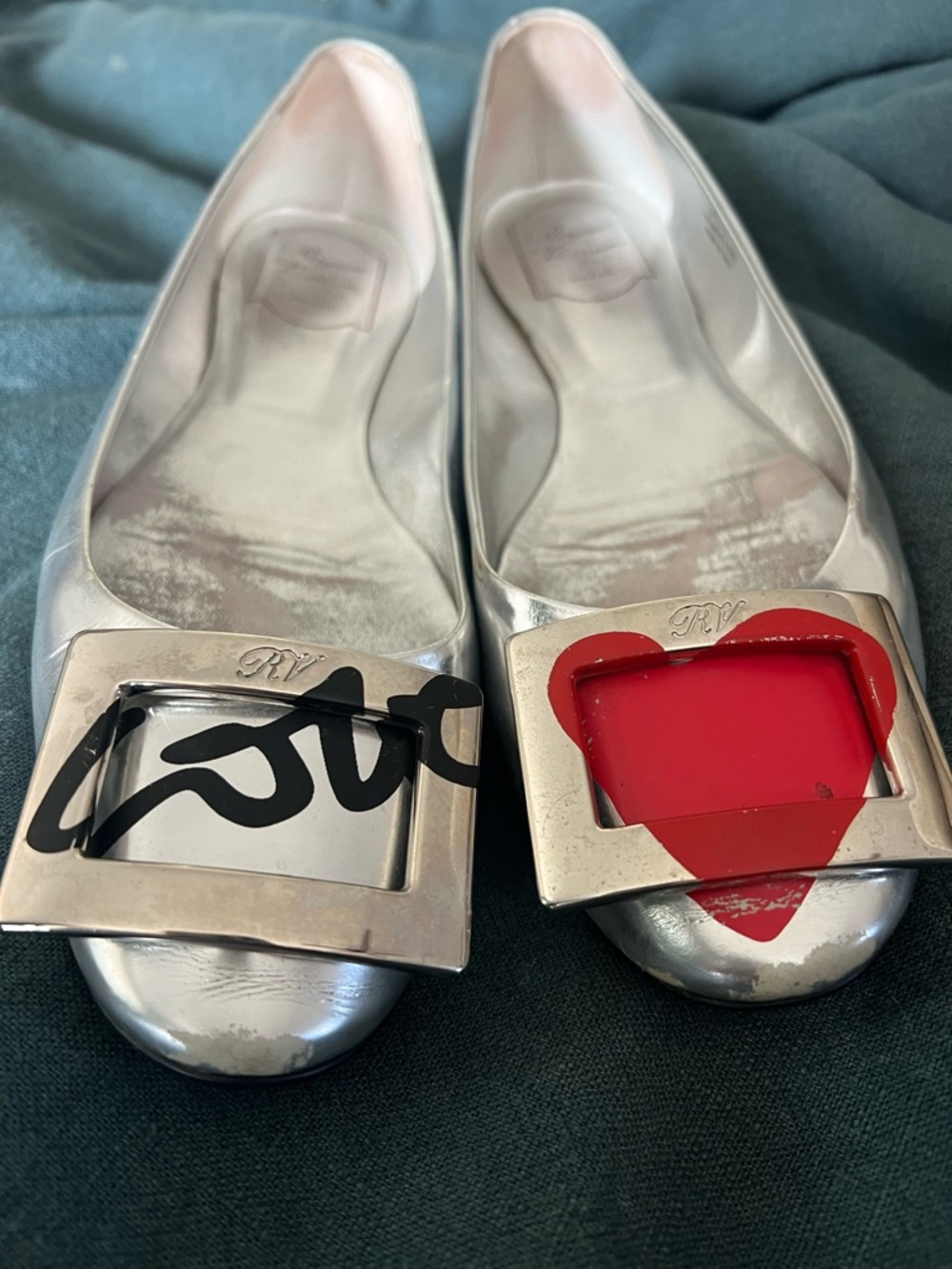 Roger Vivier made in Italy Silver Metallic Ballet Flats with Red Heart Accent by